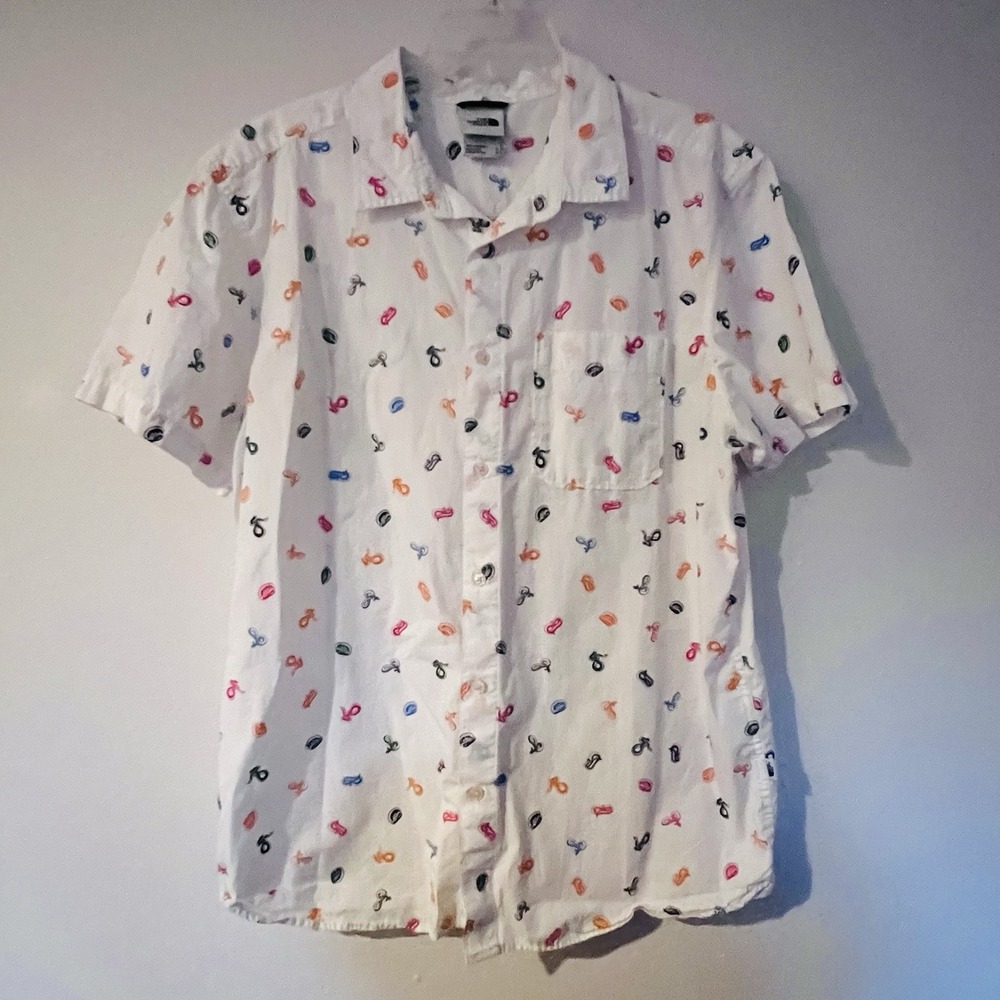 The North Face Men's XL Short-Sleeve Camp Shirt White Snake  Print